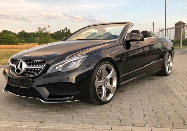 Mercedes-Benz Klasa E cena 187000 przebieg: 81000, rok produkcji 2011 z Inowrocław małe 742